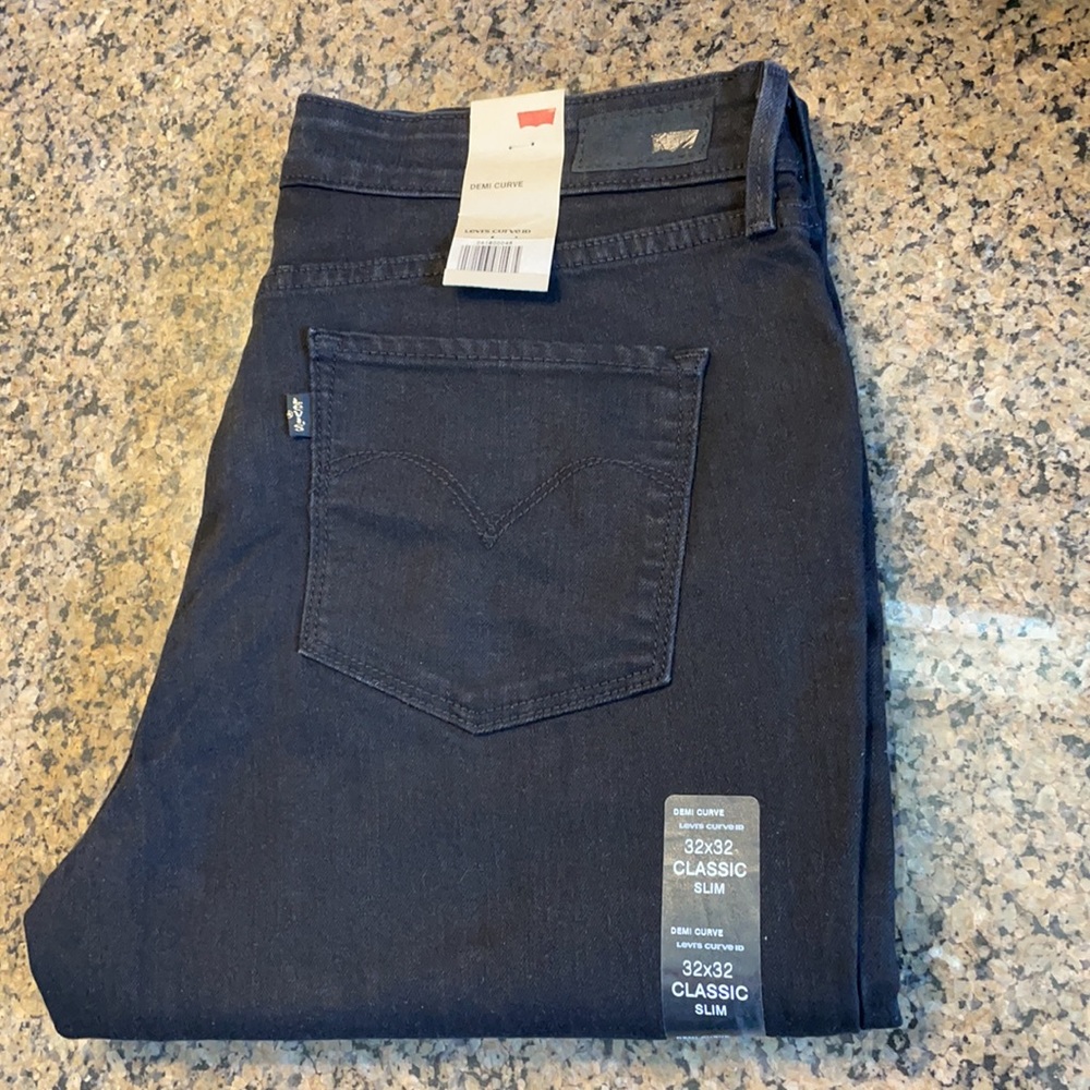 Levi’s Classic Slim Black Jeans NWT Size 32x32